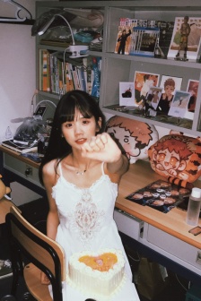 WWW.色涩涩婷婷丝袜美腿
